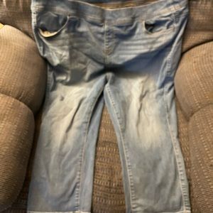 Torrid lean jeans size 4